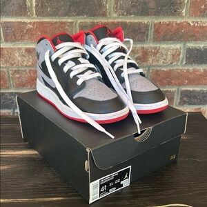 Kids Air Jordan 1 Mid Black and Red Sneakers 4.5 youth like new